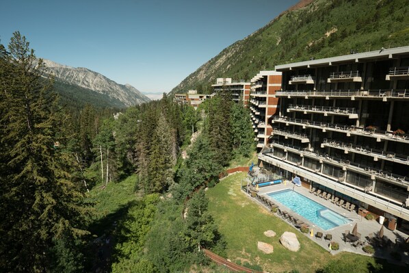 Exterior detail - Lodge at Snowbird (Sandy)