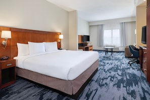 Studio, 1 King Bed with Sofa bed | Premium bedding, desk, blackout drapes, iron/ironing board - Fairfield Inn & Suites Orlando Ocoee (Ocoee)