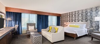 Hilton Garden Inn Westbury