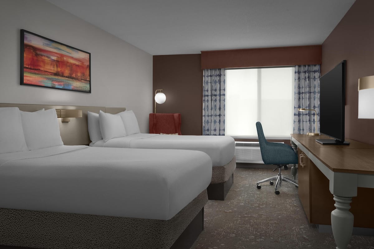 2 camas dobles | Escritorio, cortinas blackout y insonorización