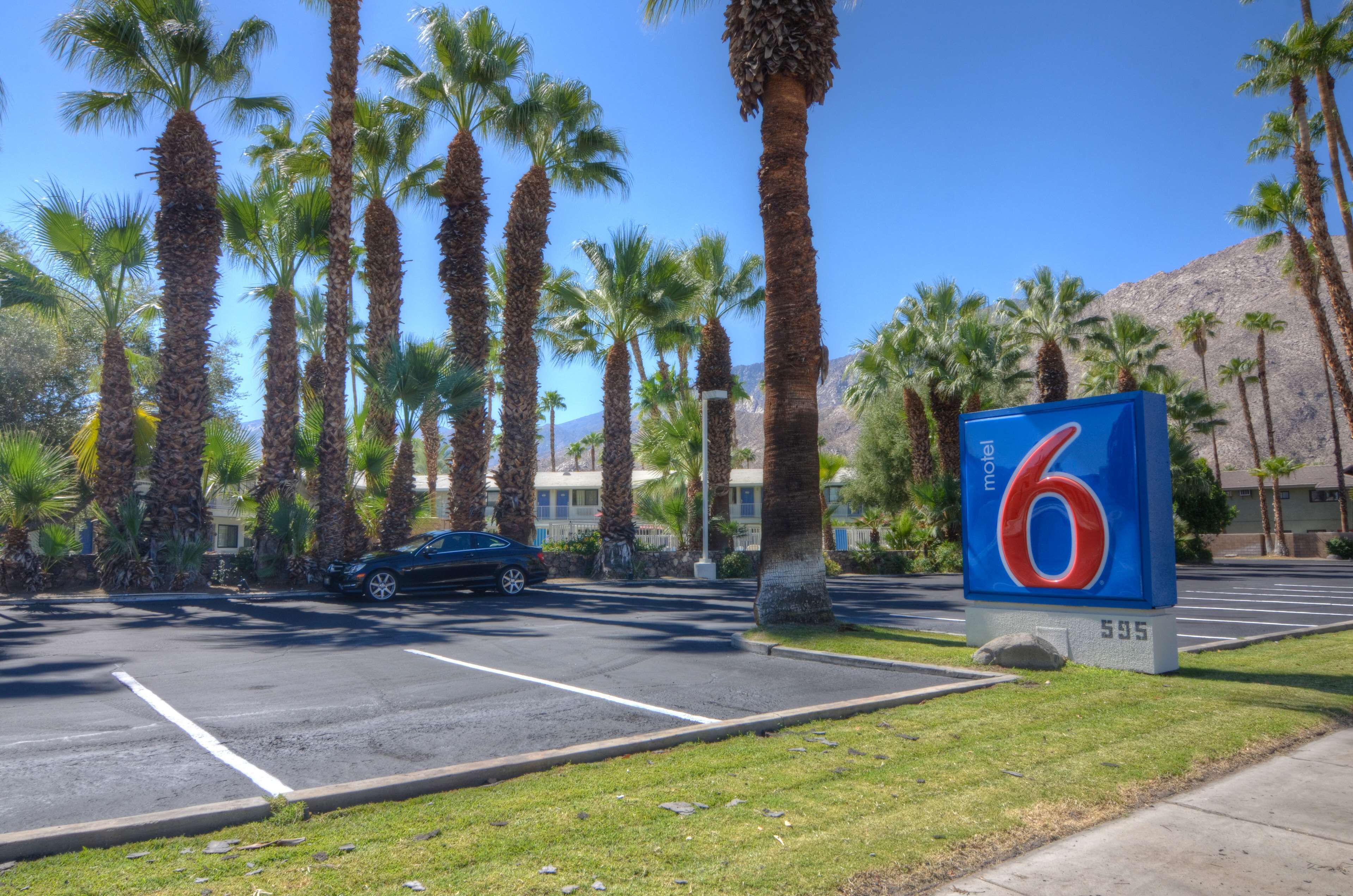 Foto - Motel 6-Palm Springs, CA - East - Palm Canyon