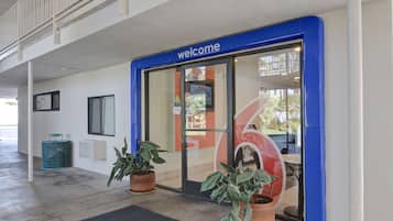 Majoituspaikan sisäänkäynti