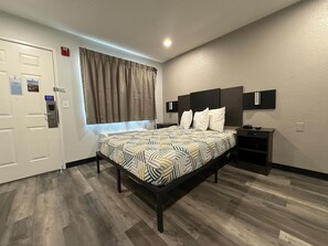 Desk, laptop workspace, free WiFi, bed sheets