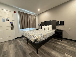 Desk, laptop workspace, free WiFi, bed sheets