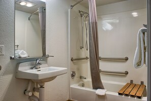 Baño para personas con discapacidad