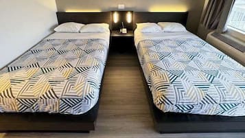 Desk, WiFi (free), bed sheets