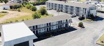 Economy Hotel Plus