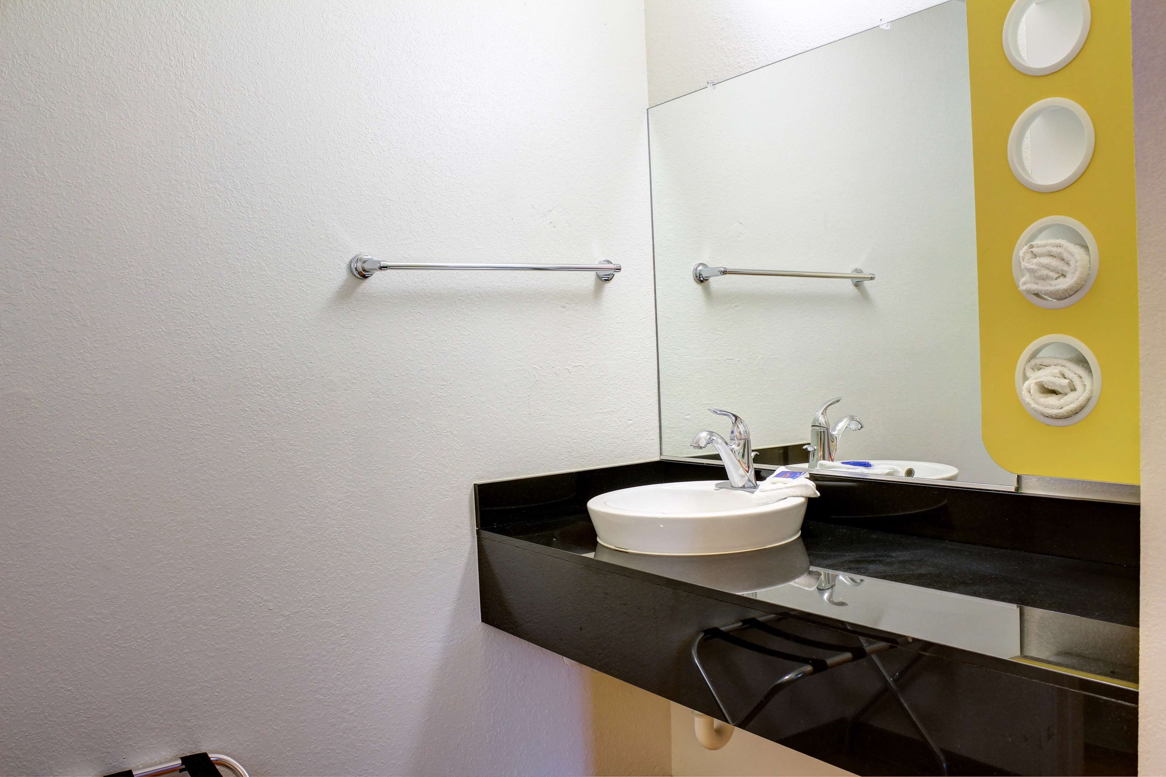 Photo - Motel 6-Bishop, CA