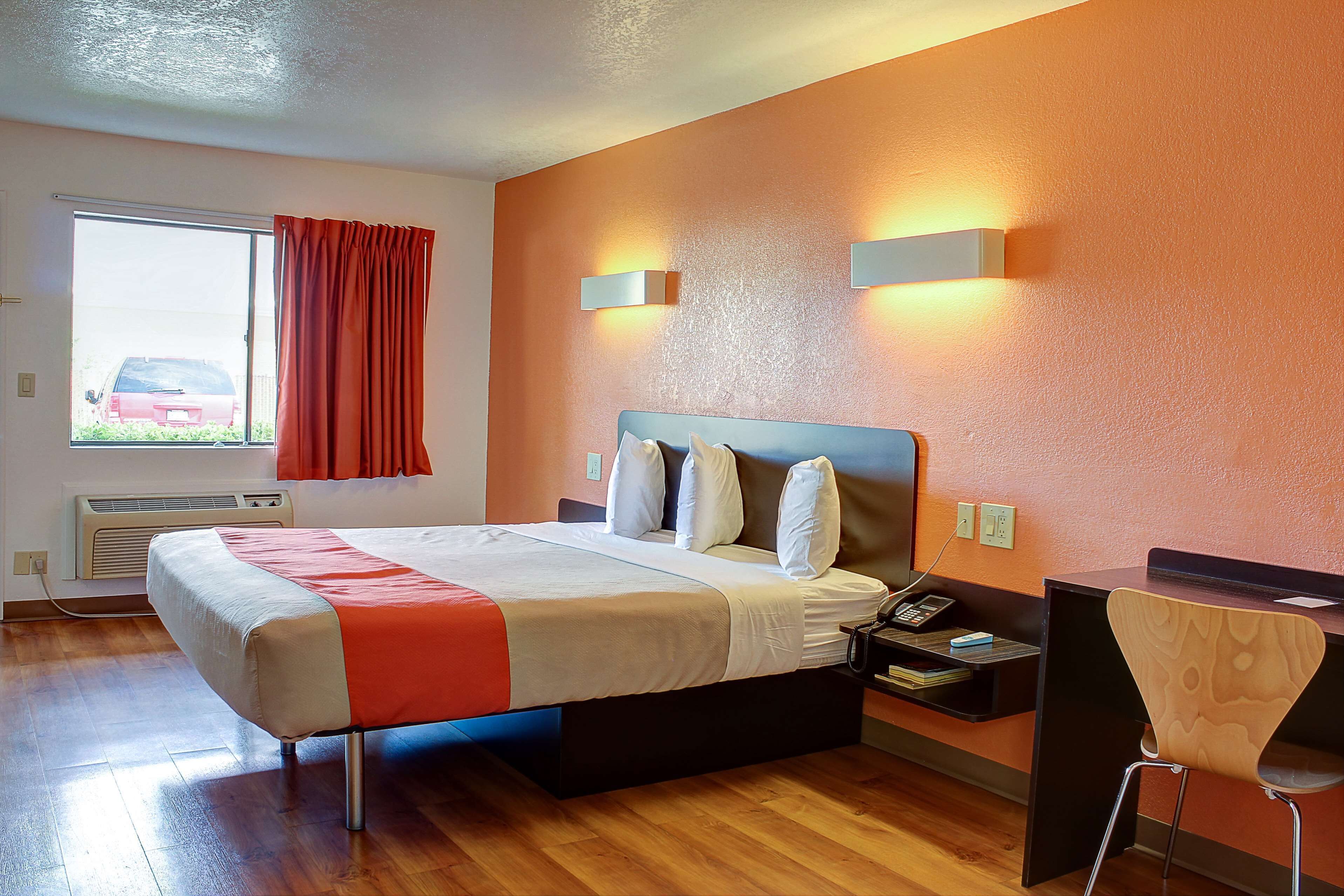 Photo - Motel 6-Bishop, CA