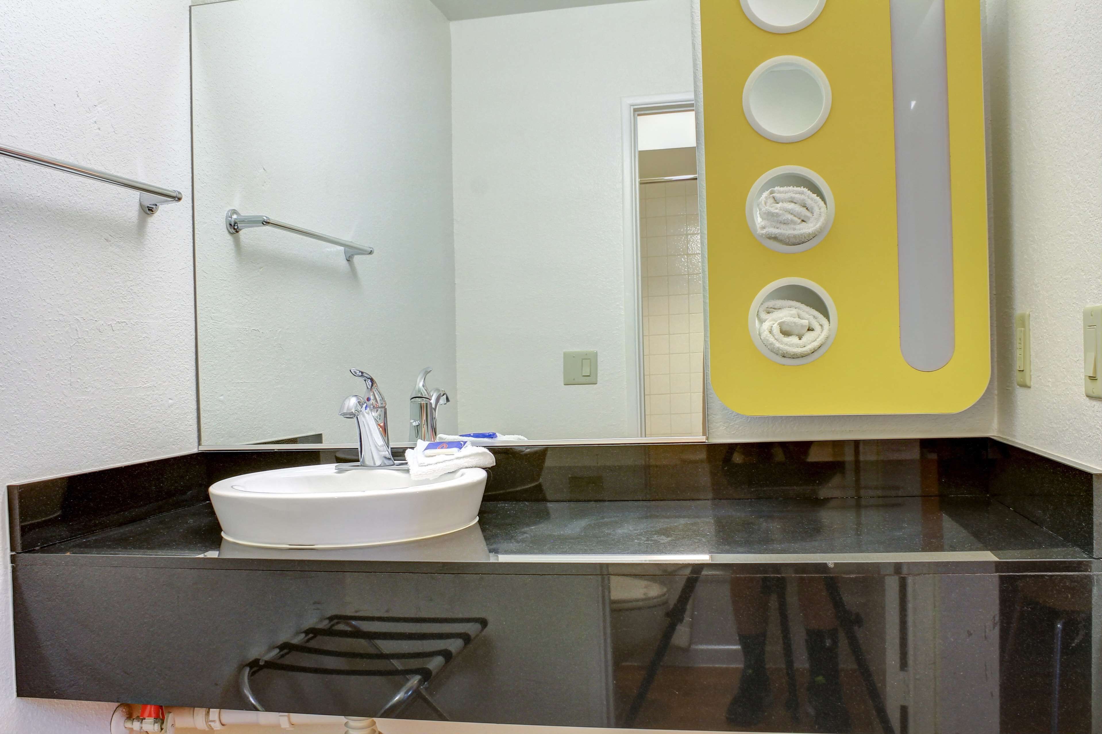 Photo - Motel 6-Bishop, CA