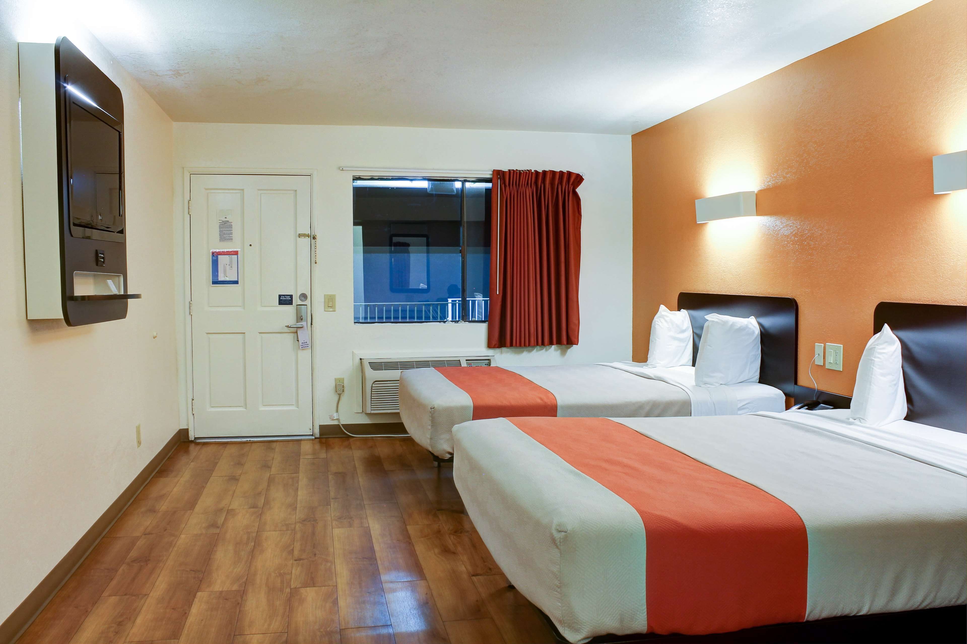 Foto - Motel 6-Bishop, CA