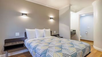 Desk, iron/ironing board, free WiFi, bed sheets