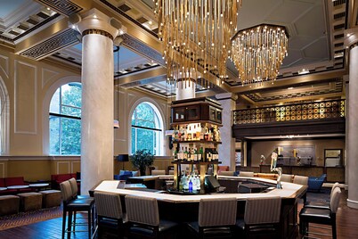 Hotel ICON Autograph Collection by Marriott