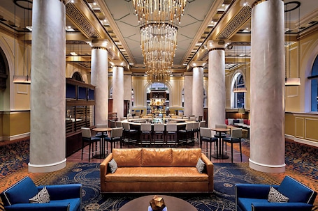 Lobby. Hotel ICON Autograph Collection by Marriott