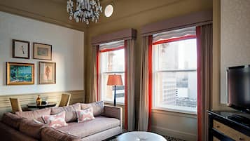 Televisión de pantalla plana de 42 pulgadas con canales por cable