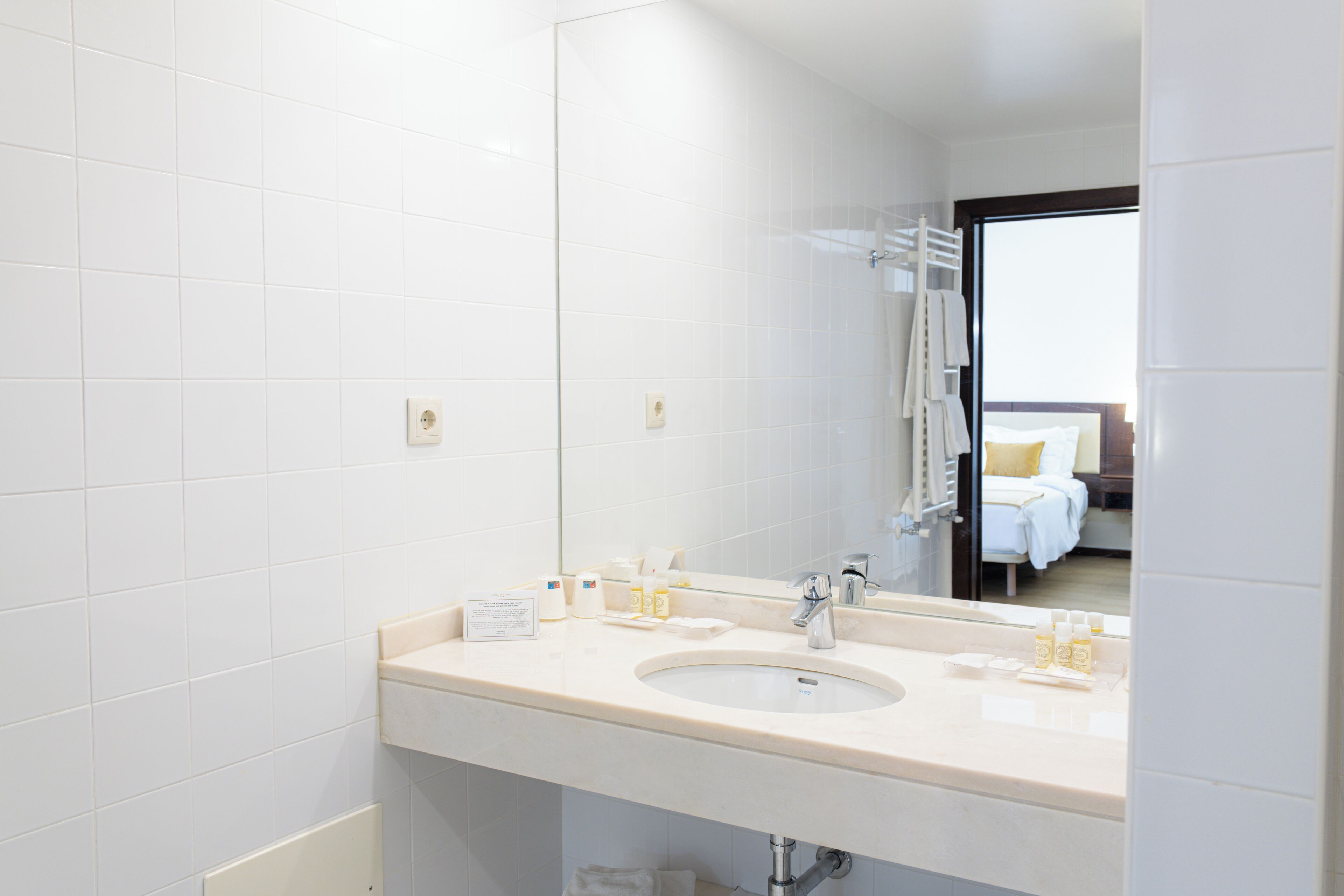 double or twin room | 1 bedroom, in-room safe, desk, blackout curtains