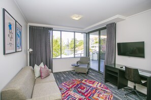 40-inch LCD TV with digital channels, TV - East Perth Suites Hotel (East Perth)