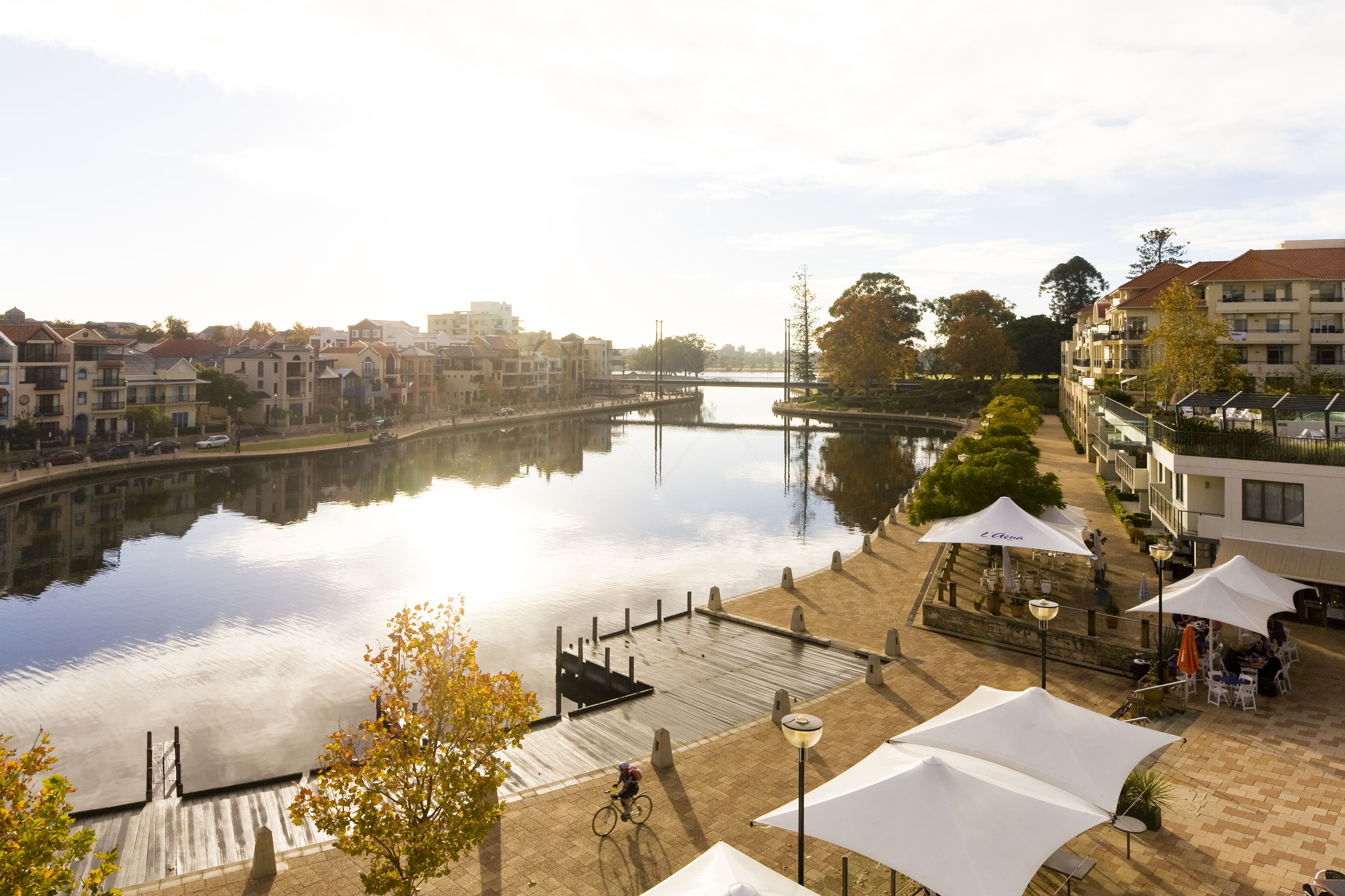 Foto - East Perth Suites Hotel