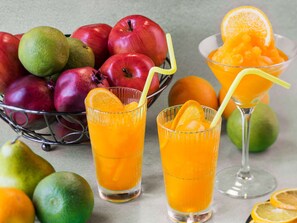 Dagelijks ontbijtbuffet (BRL 53.00 per persoon)