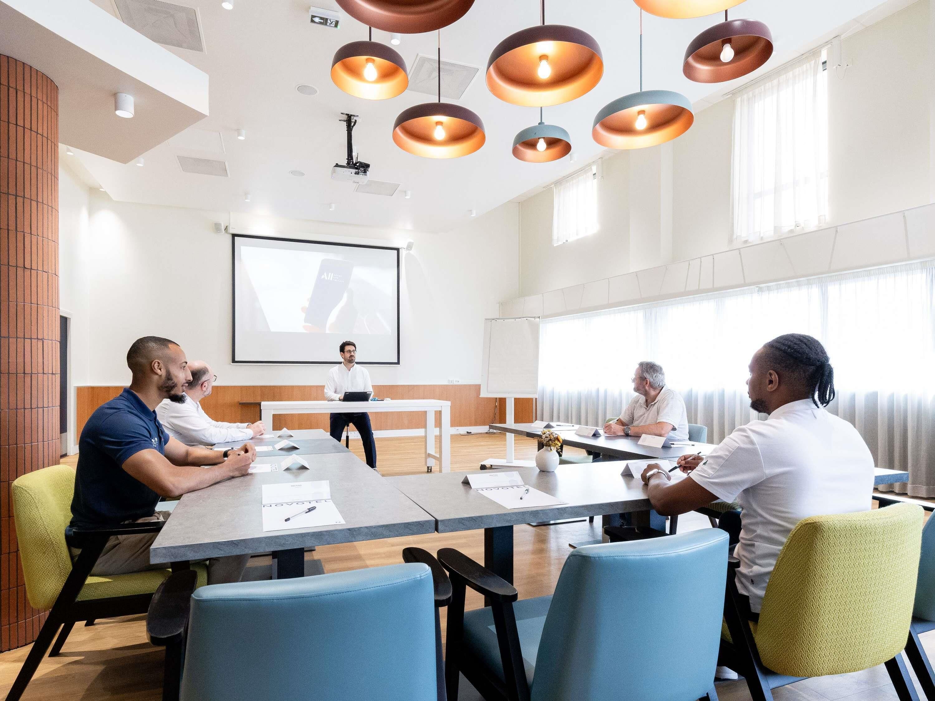 Meeting facility