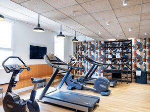 Fitness facility - Novotel Paris 13 Porte d'Italie (Le Kremlin-Bicetre)