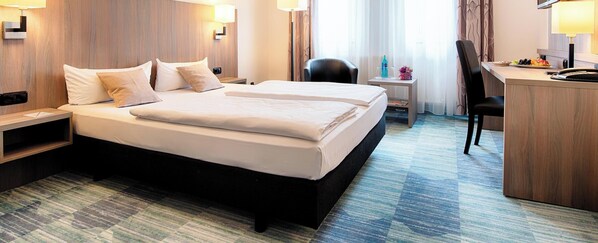 Hypo-allergenic bedding, desk, blackout drapes, iron/ironing board - ACHAT Hotel Bochum Dortmund (Bochum)