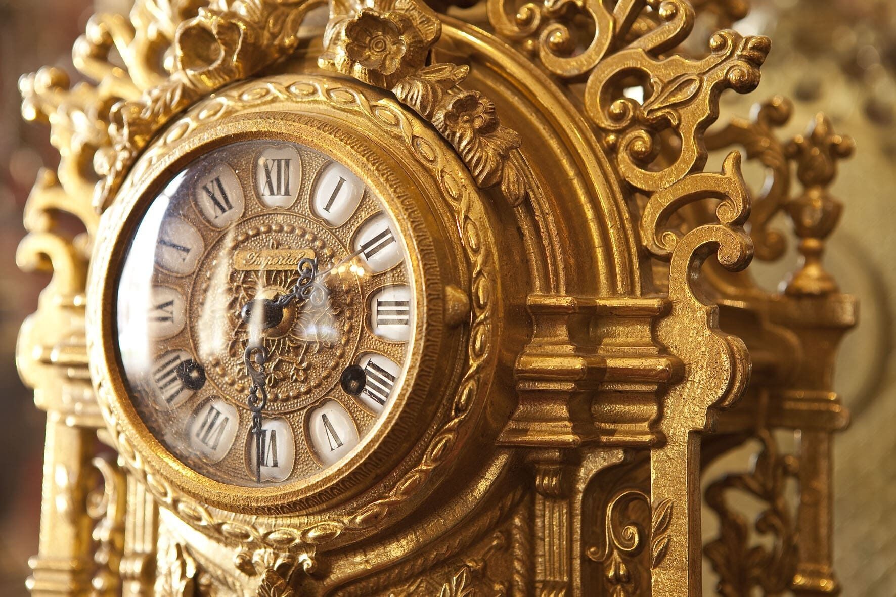 3 restaurants, lunch, dinner served; french cuisine