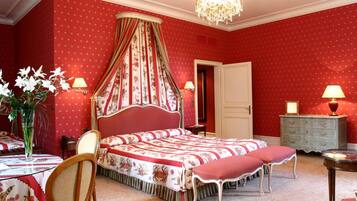 Habitació estàndard | Roba de llit d'alta qualitat, minibar i caixa forta a l'habitació