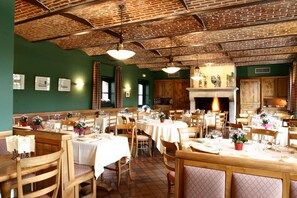 3 Restaurants, Mittagessen, Abendessen, französische Küche