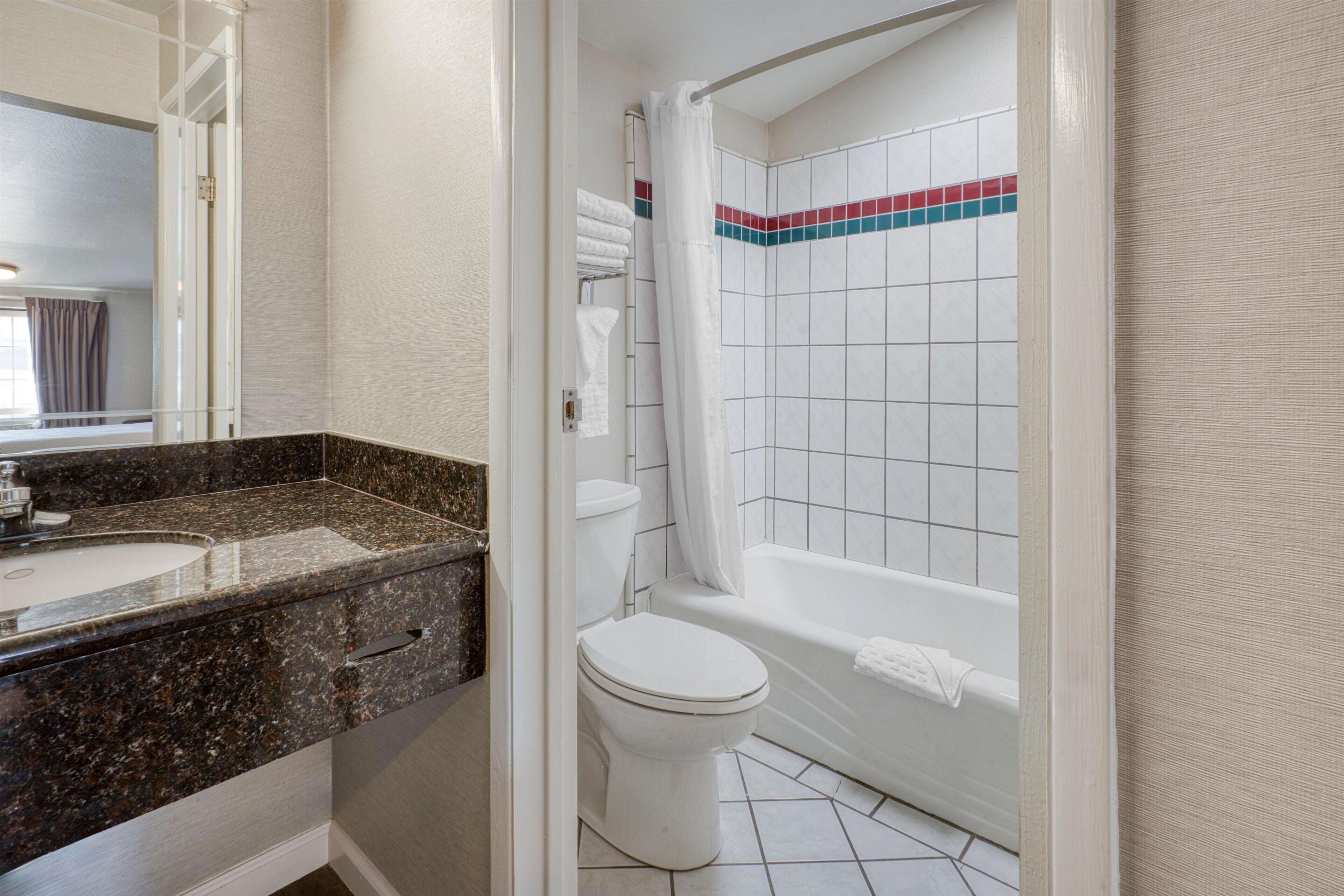 Photo - SureStay Hotel by Best Western San Rafael