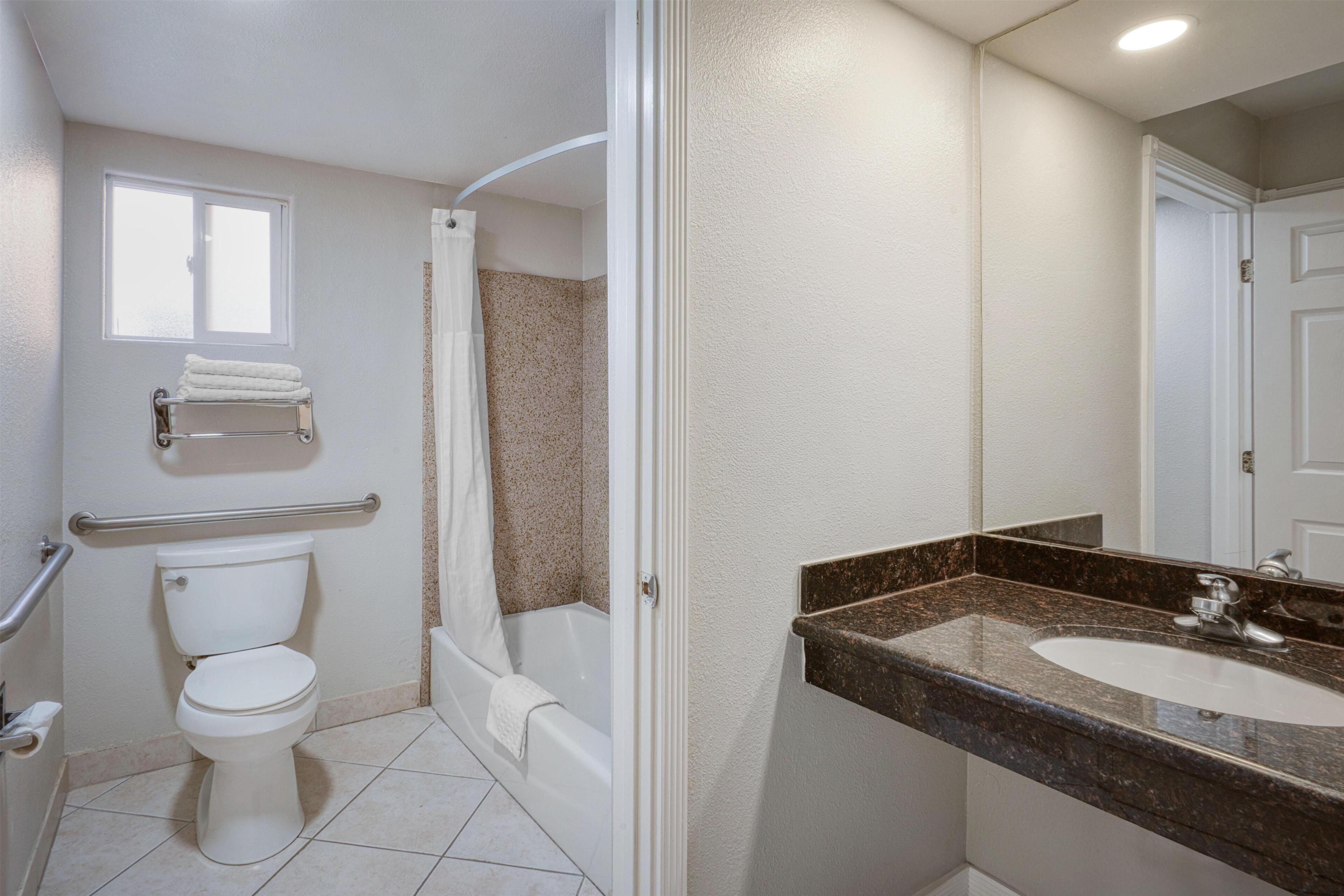 Photo - SureStay Hotel by Best Western San Rafael