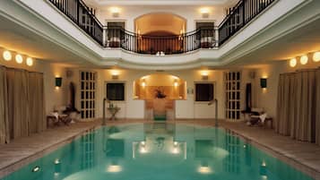 Sauna, hot tub, steam room, body treatments, mud baths