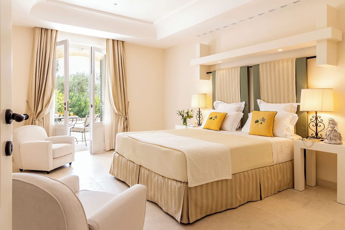 Villa | Sengetøy av topp kvalitet, minibar, safe på rommet og skrivebord