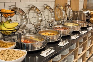 Ilmainen päivittäinen buffetaamiainen 