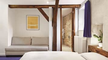 1 bedroom, hypo-allergenic bedding, down comforters, in-room safe