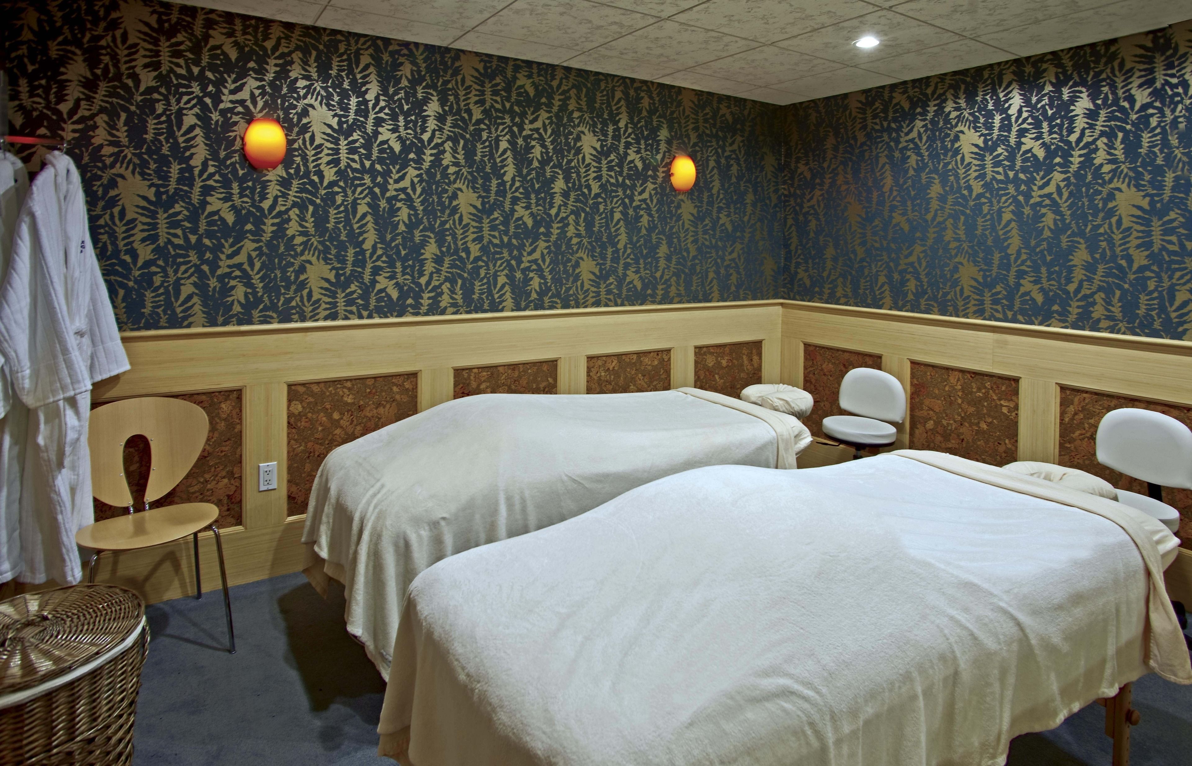 Couples treatment room(s), body treatments, aromatherapy