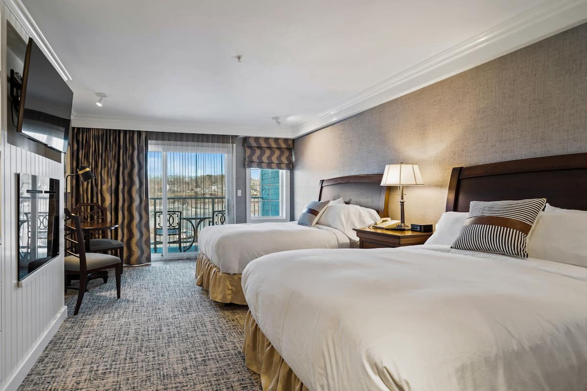 Upperbeach Double (Partial Beachview, Balcony) | Down comforters, pillowtop beds, in-room safe, individually decorated