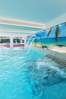 Couples treatment rooms, sauna, hot tub, steam room, massages