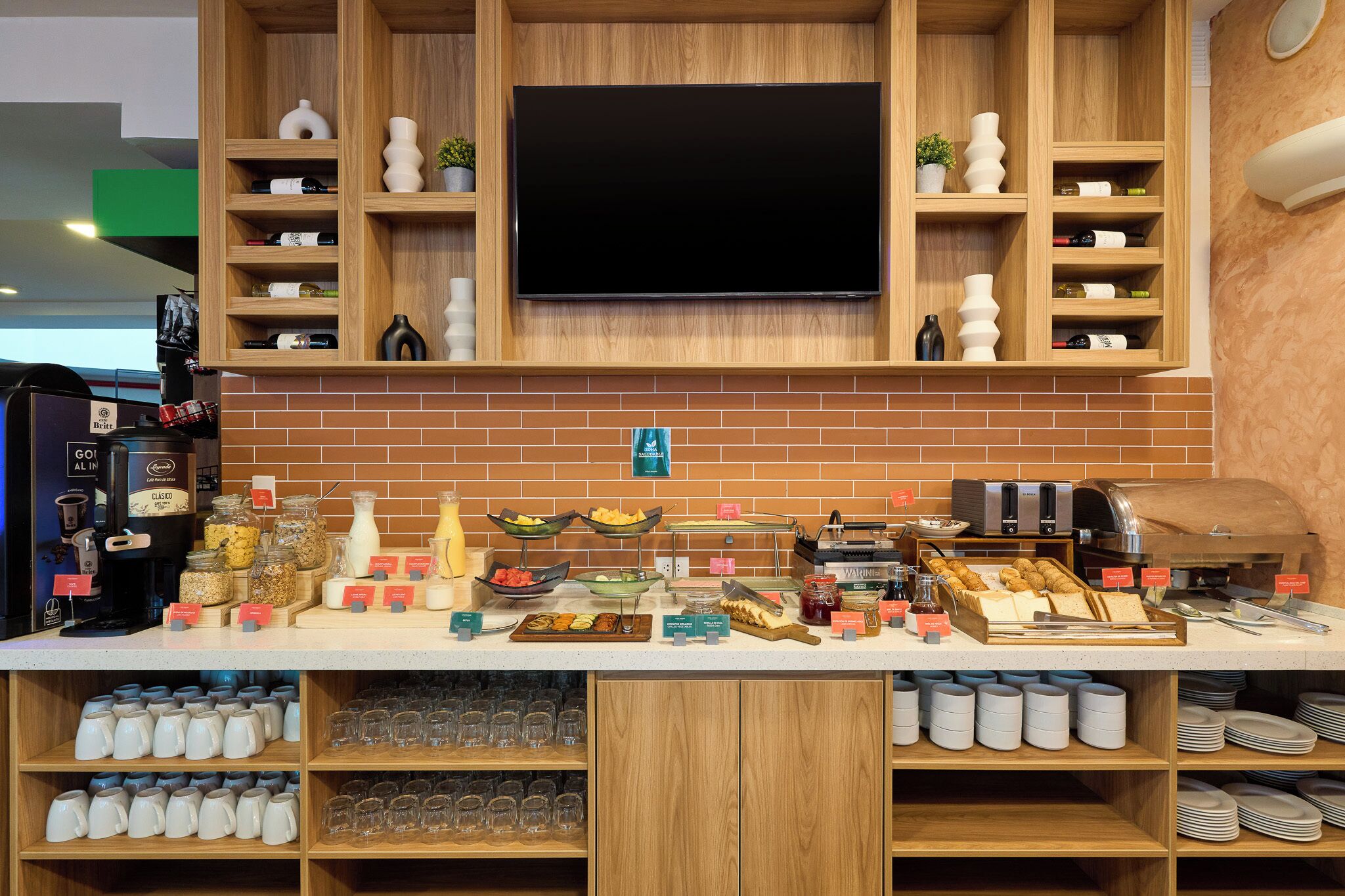 Morgenmadsbuffet hver dag mod et gebyr