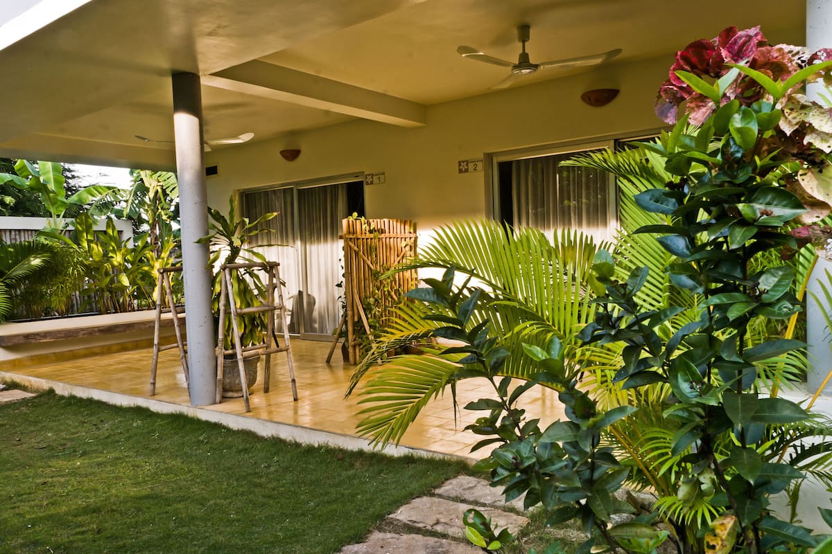 Familiekamer, 2 badkamers | Terras