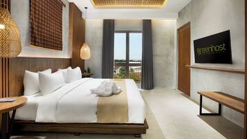Studio Suite | Seprai premium, meja kerja, tirai kedap cahaya, dan Wi-Fi gratis