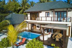 Suite familiar, piscina privada | Balcón