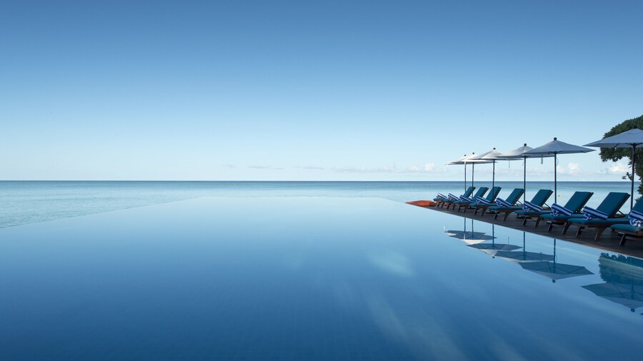 Summer Island Maldives