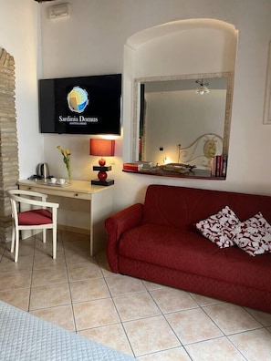 TV - Cagliari Domus (Cagliari)