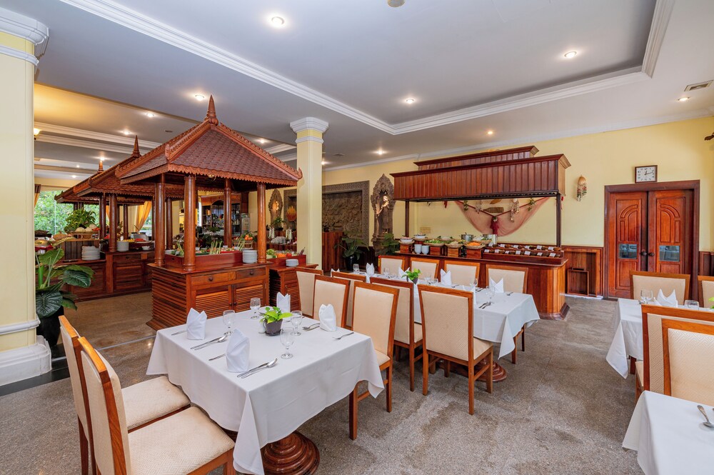 Hotel Somadevi Angkor Resort & Spa by null