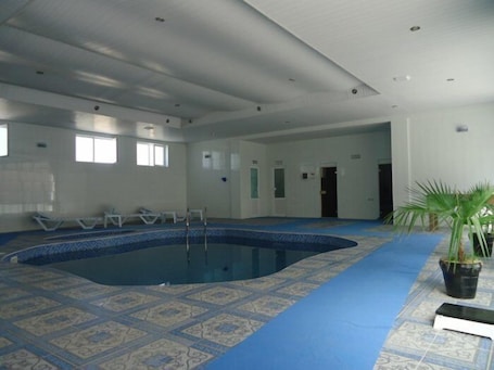 Indoor pool. Grand Hotel Zarafshan In Fiez Navoi