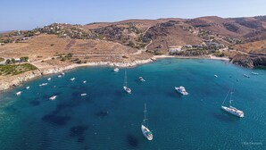Unclassified image, 4 of 68, button - Porto Koundouros Beach and Villas (Kea)