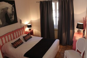 Standard Double Room, 1 Double Bed | Desk, iron/ironing board, free cots/infant beds, rollaway beds