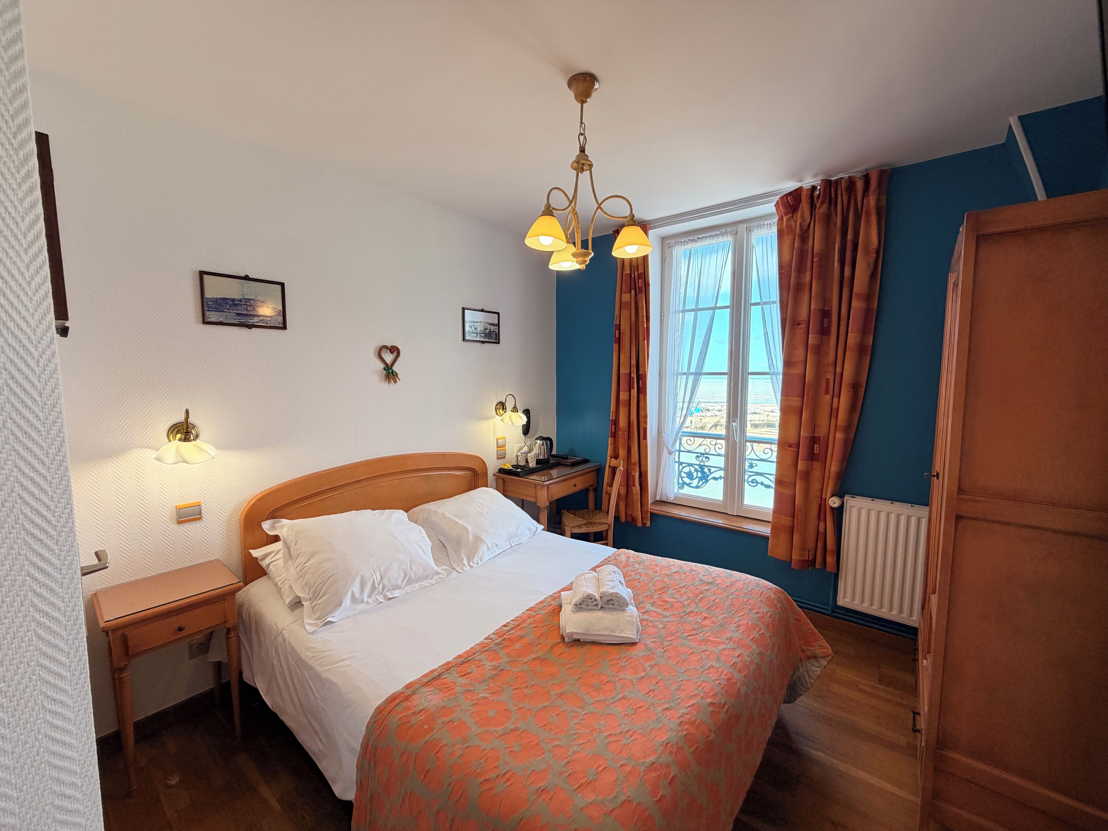 Double Room, Harbour View, Sea Facing
