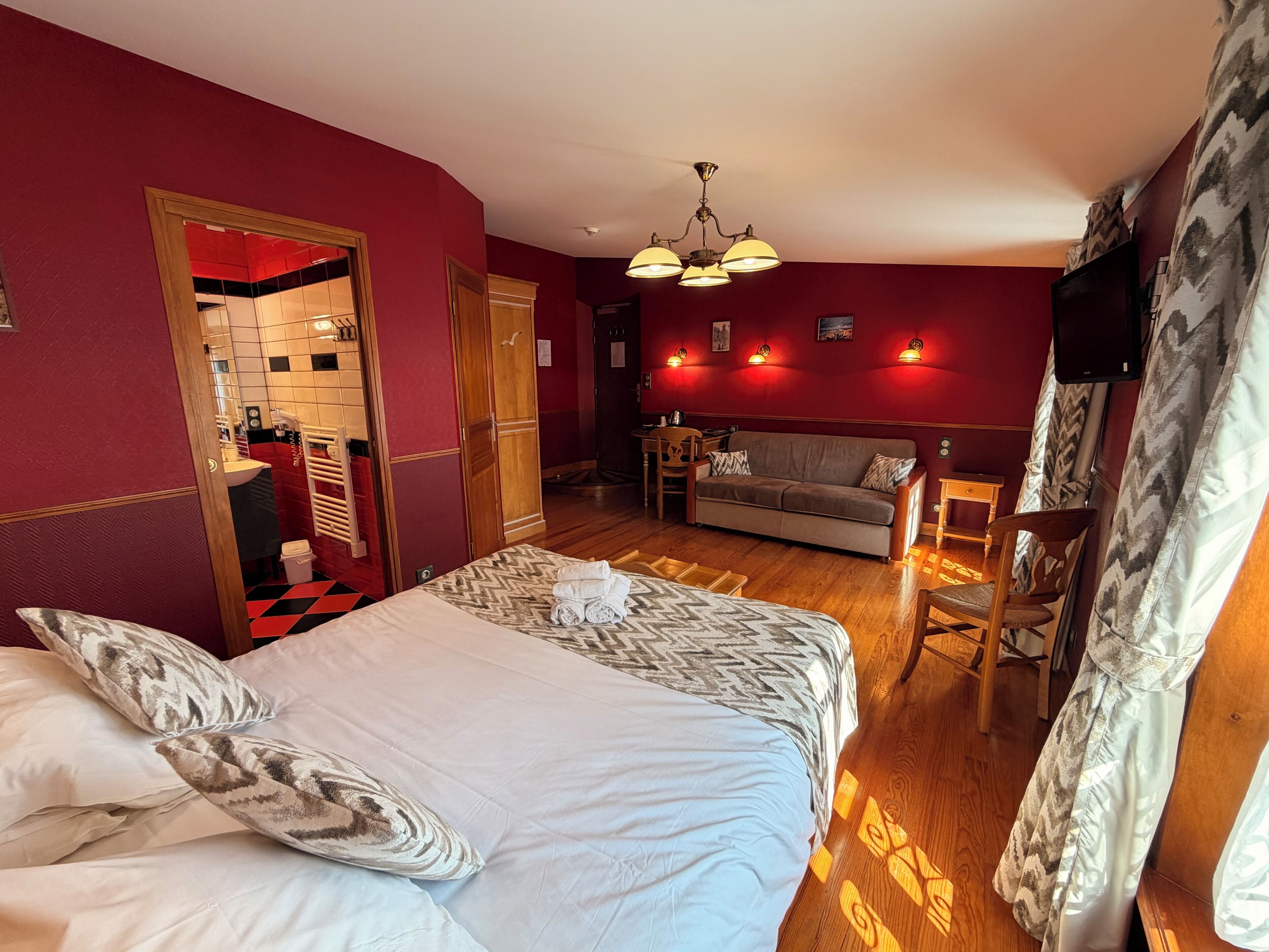 Quadruple Room, Courtyard View
